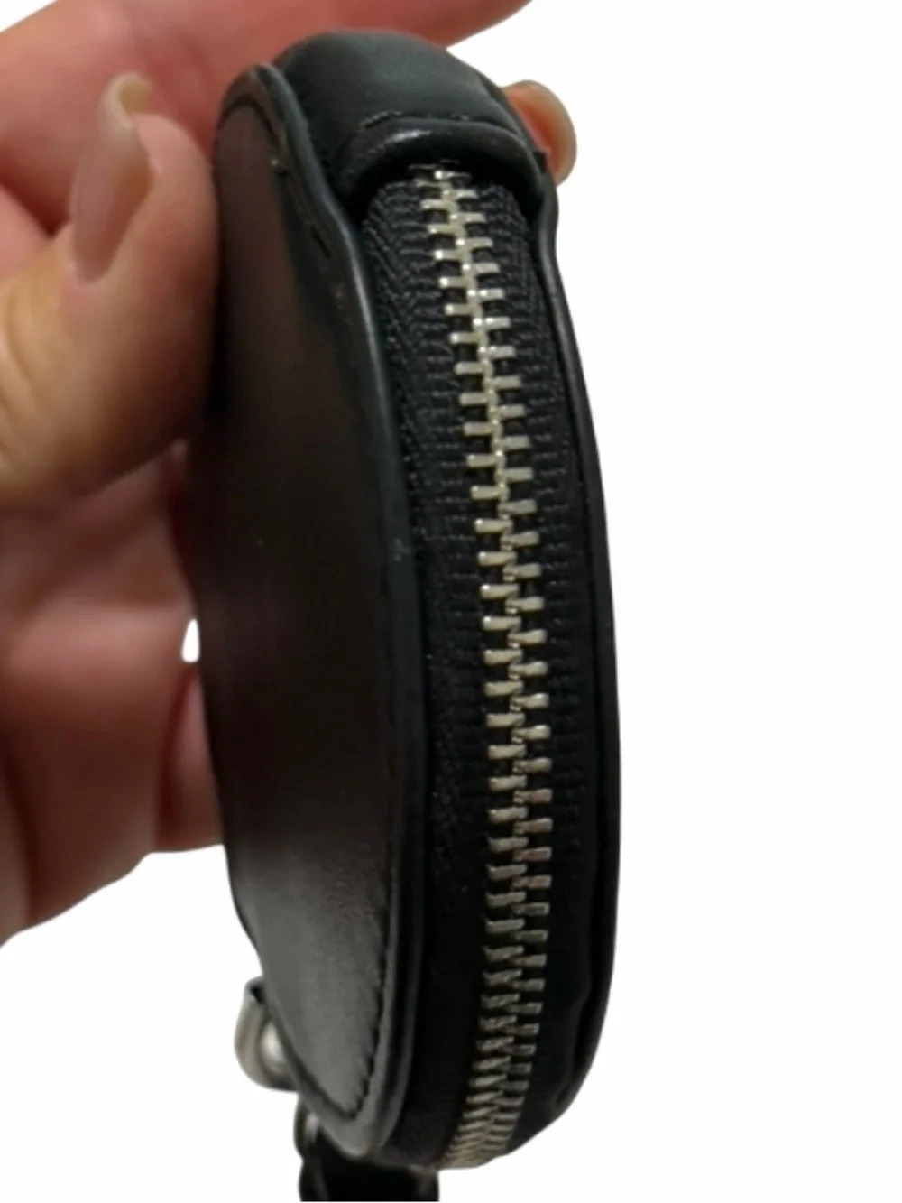 CALVIN KLEIN Millie Round Coin Pouch Keychain-Black-Sleek Minimalist